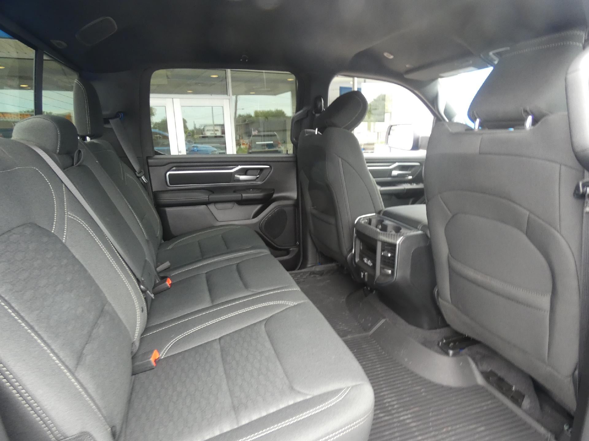 2025 RAM 1500 Big Horn Crew Cab 4x4 5'7" Box