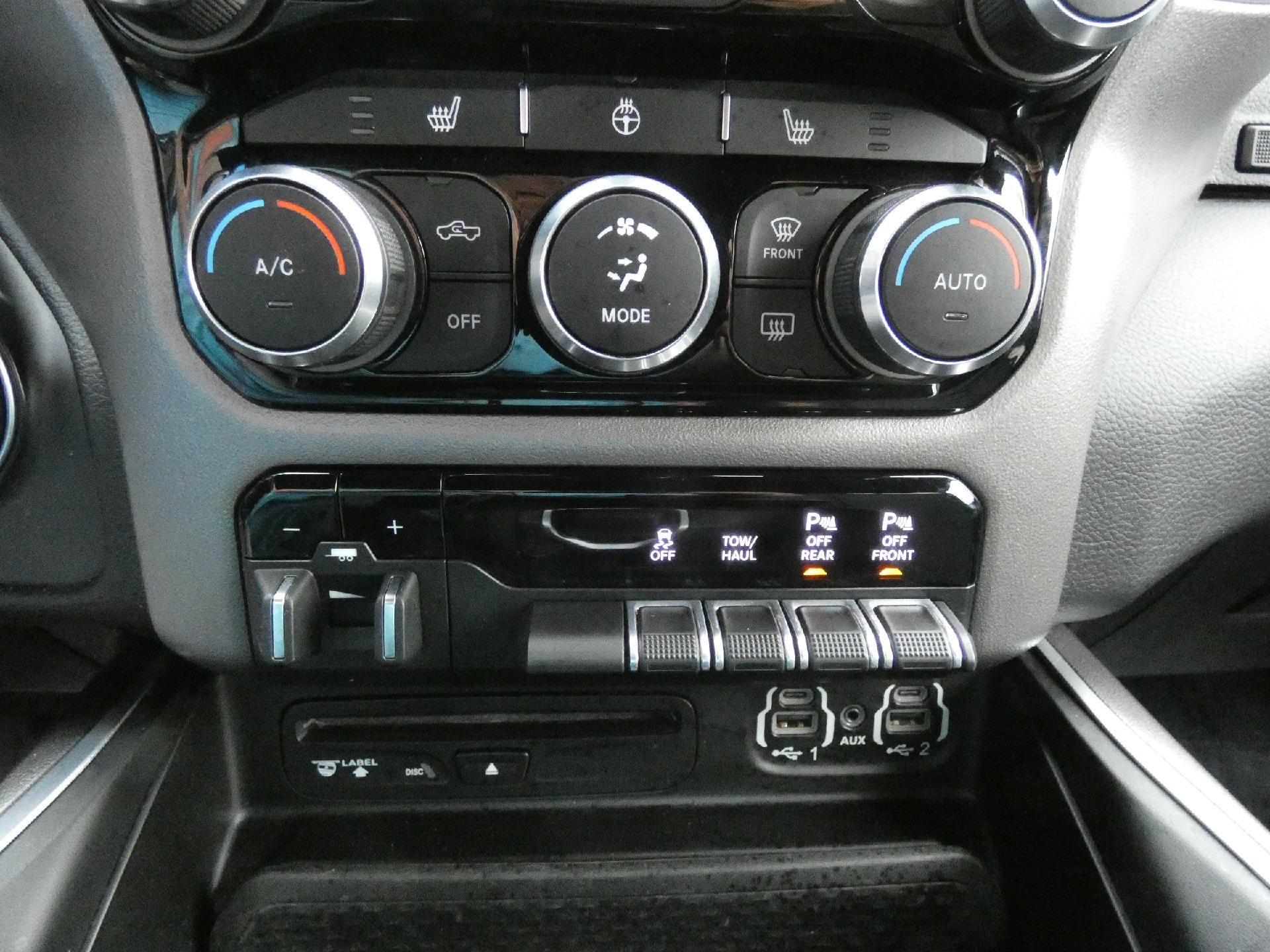 2019 RAM 1500 Big Horn/Lone Star Crew Cab 4x4 5'7" Box