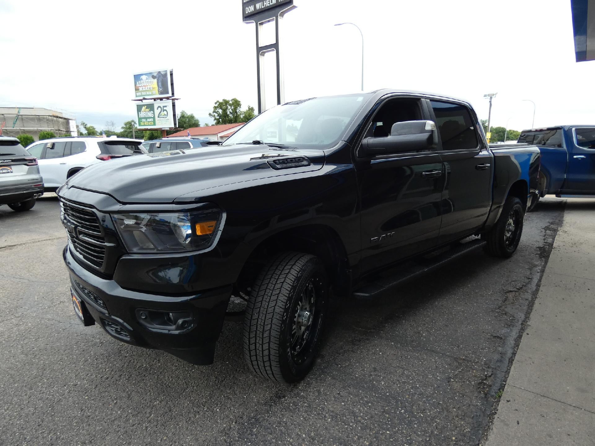 2019 RAM 1500 Big Horn/Lone Star Crew Cab 4x4 5'7" Box