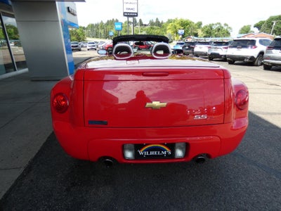 2004 Chevrolet SSR LS