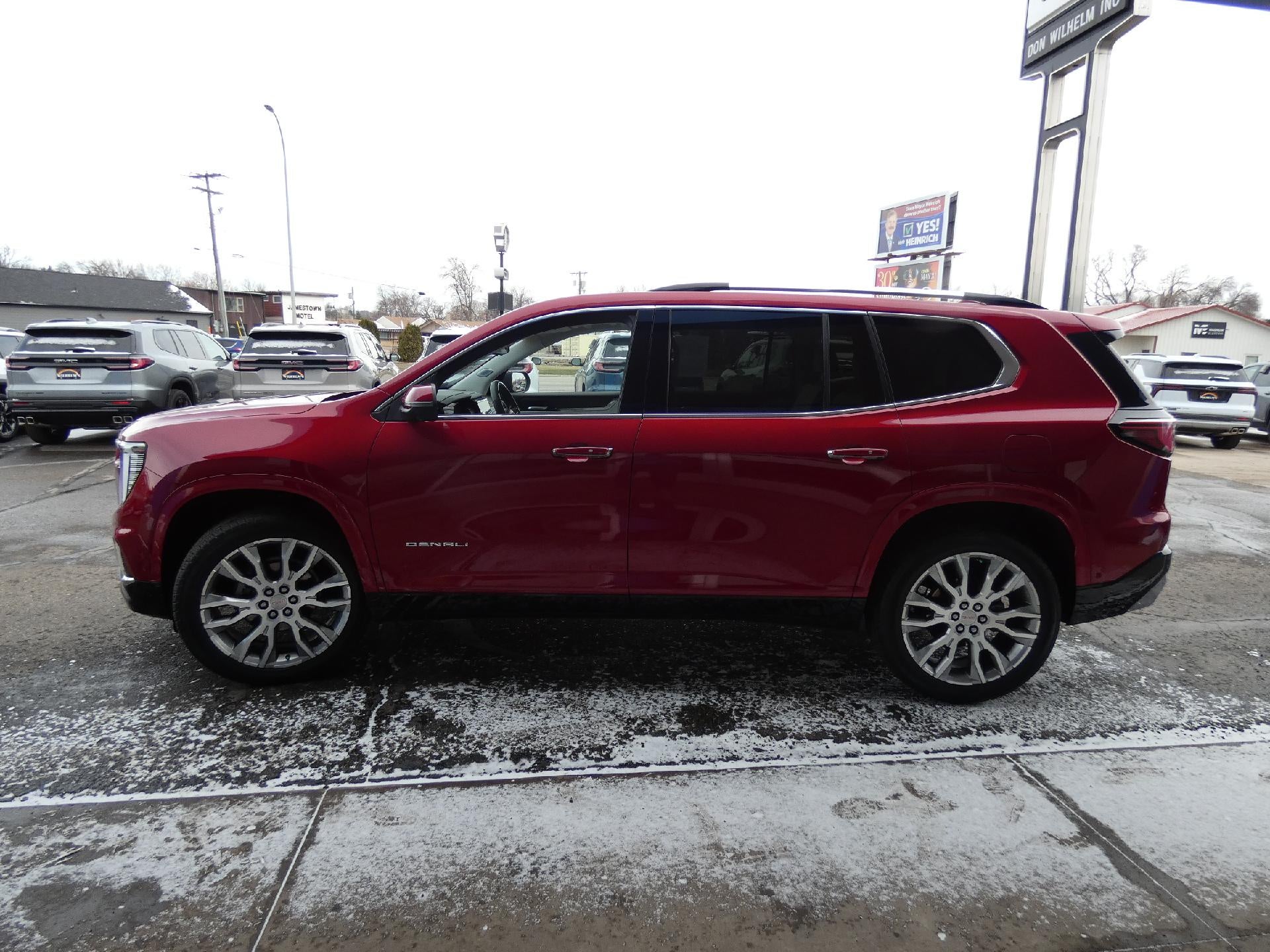 2025 GMC Acadia Denali