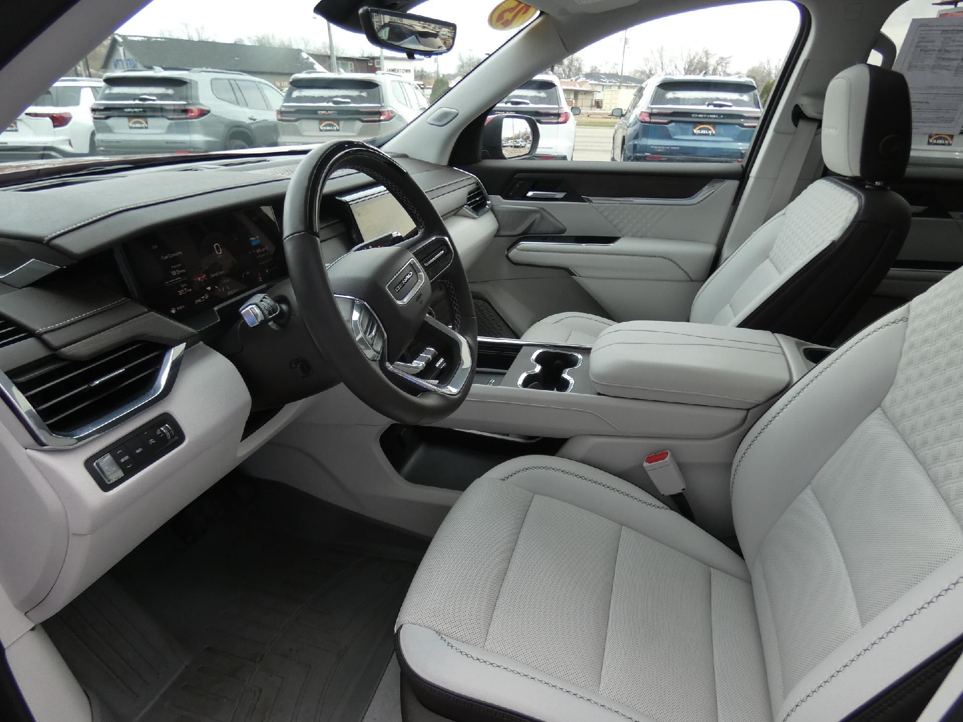 2025 GMC Acadia Denali