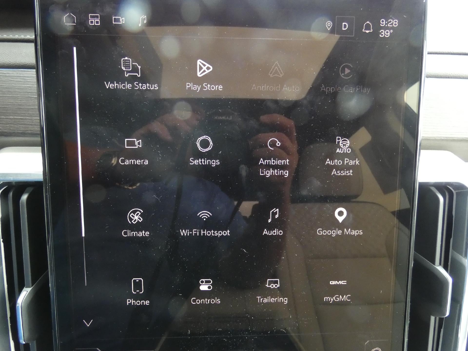 2025 GMC Acadia Denali