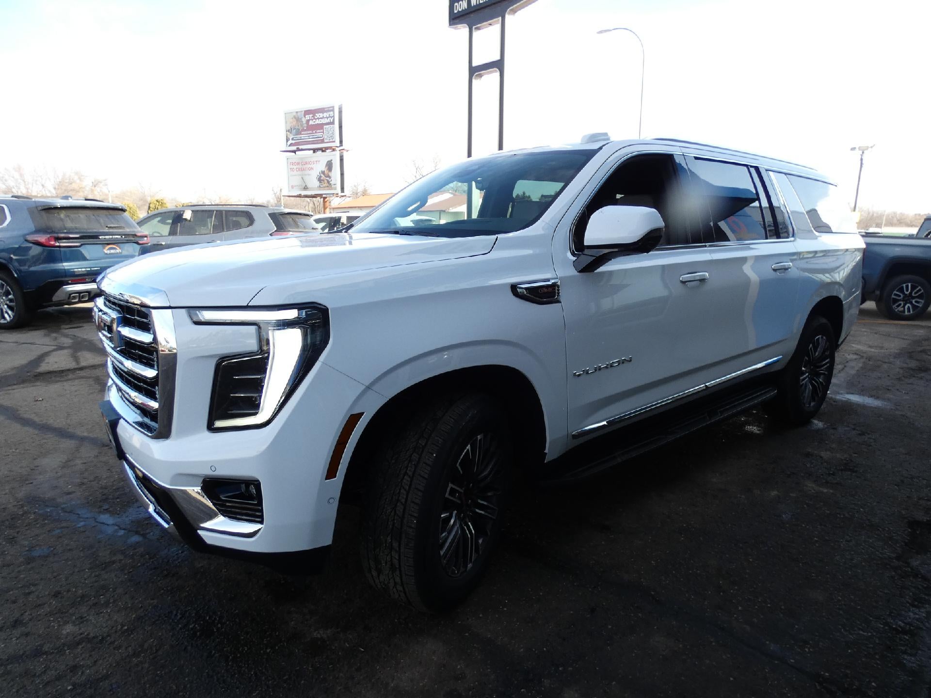 2026 GMC Yukon XL Elevation