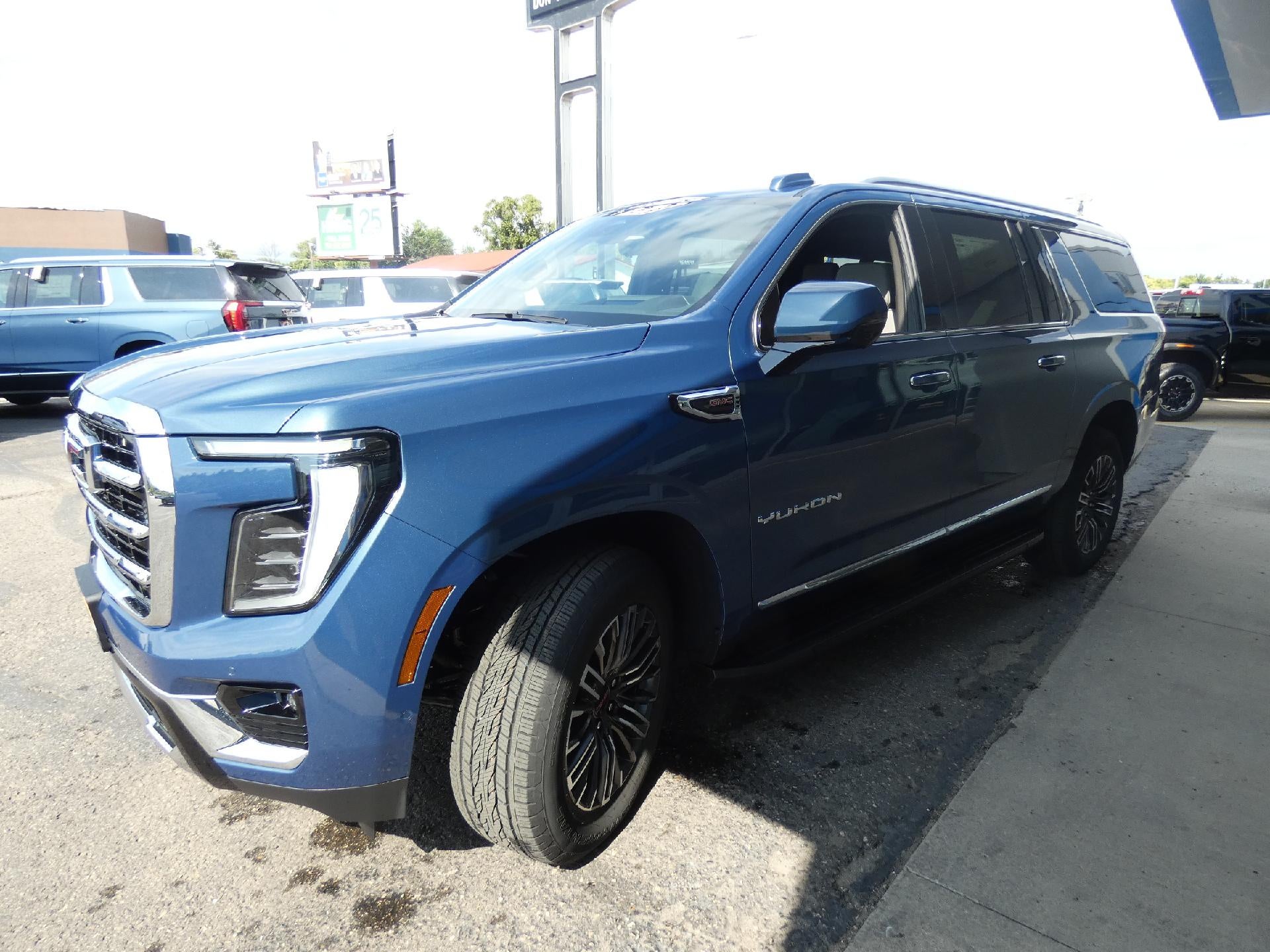 2026 GMC Yukon XL Elevation