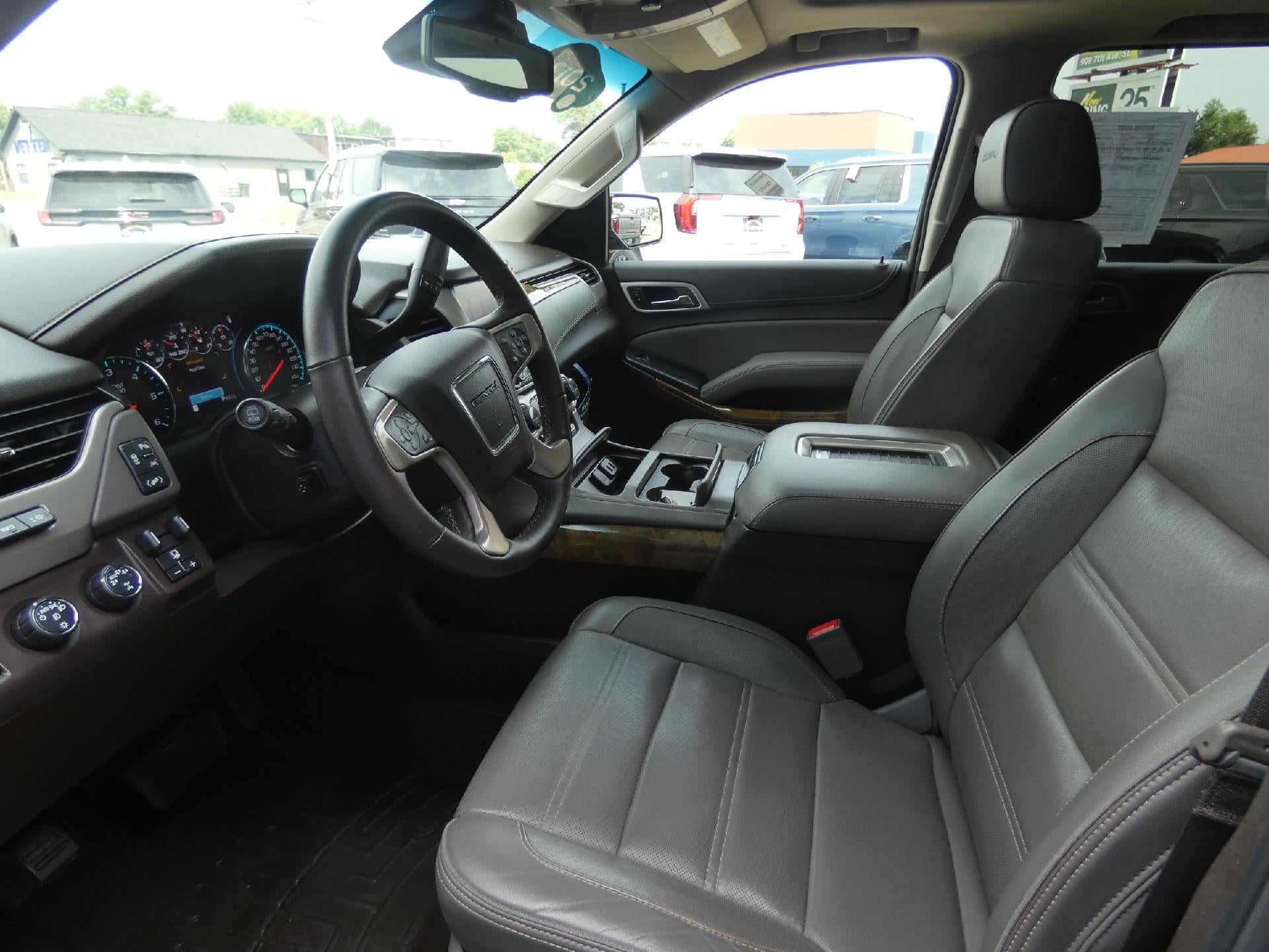 2017 GMC Yukon XL Denali