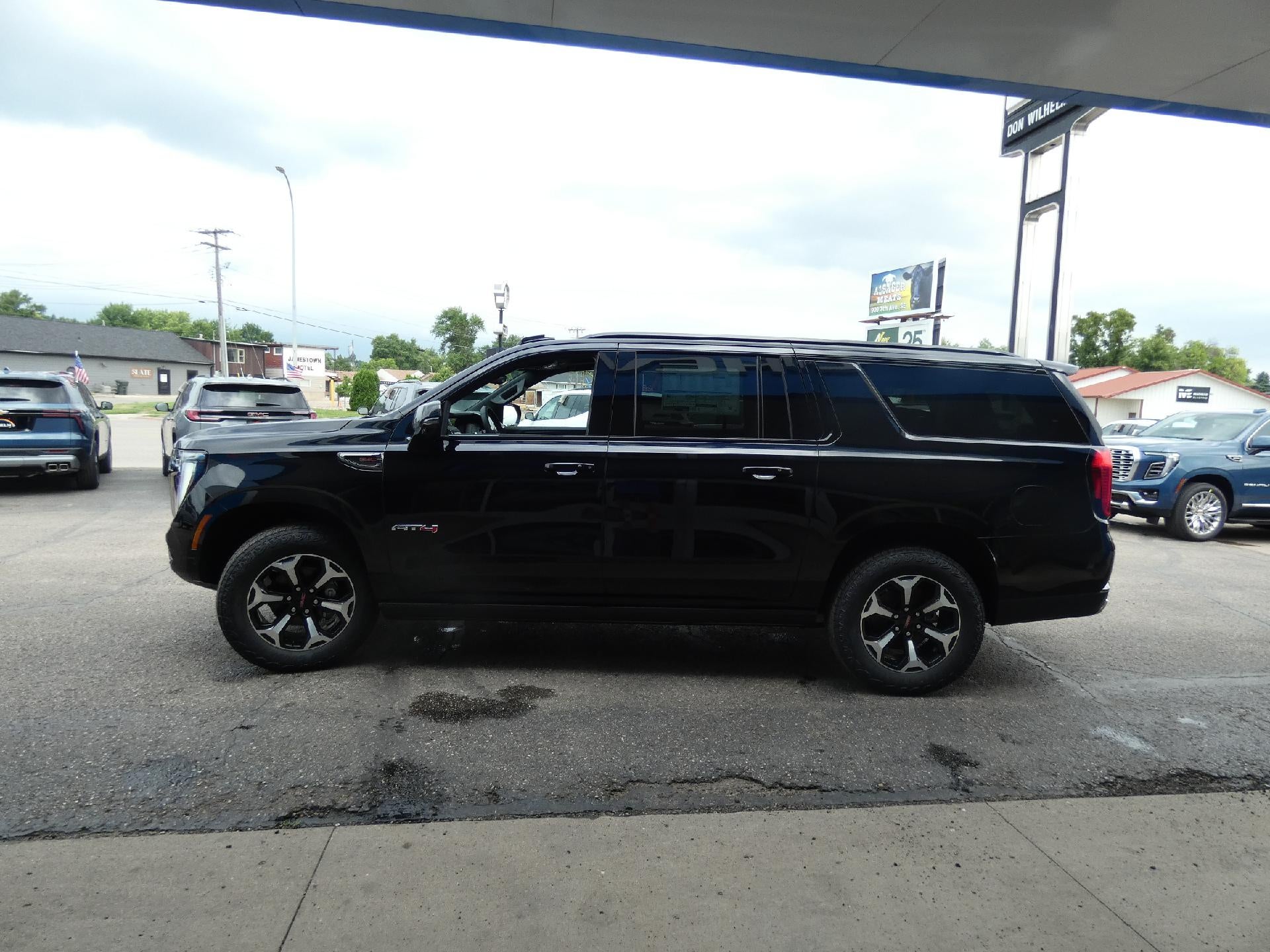 2026 GMC Yukon XL AT4