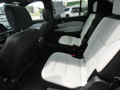 2025 Chevrolet Traverse High Country
