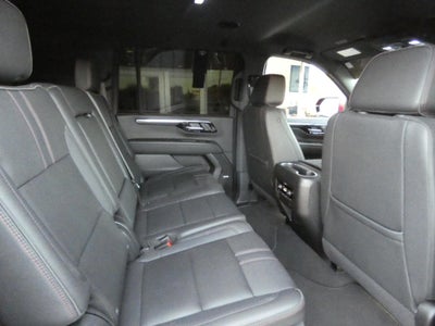 2025 Chevrolet Suburban RST