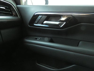 2025 Chevrolet Suburban RST