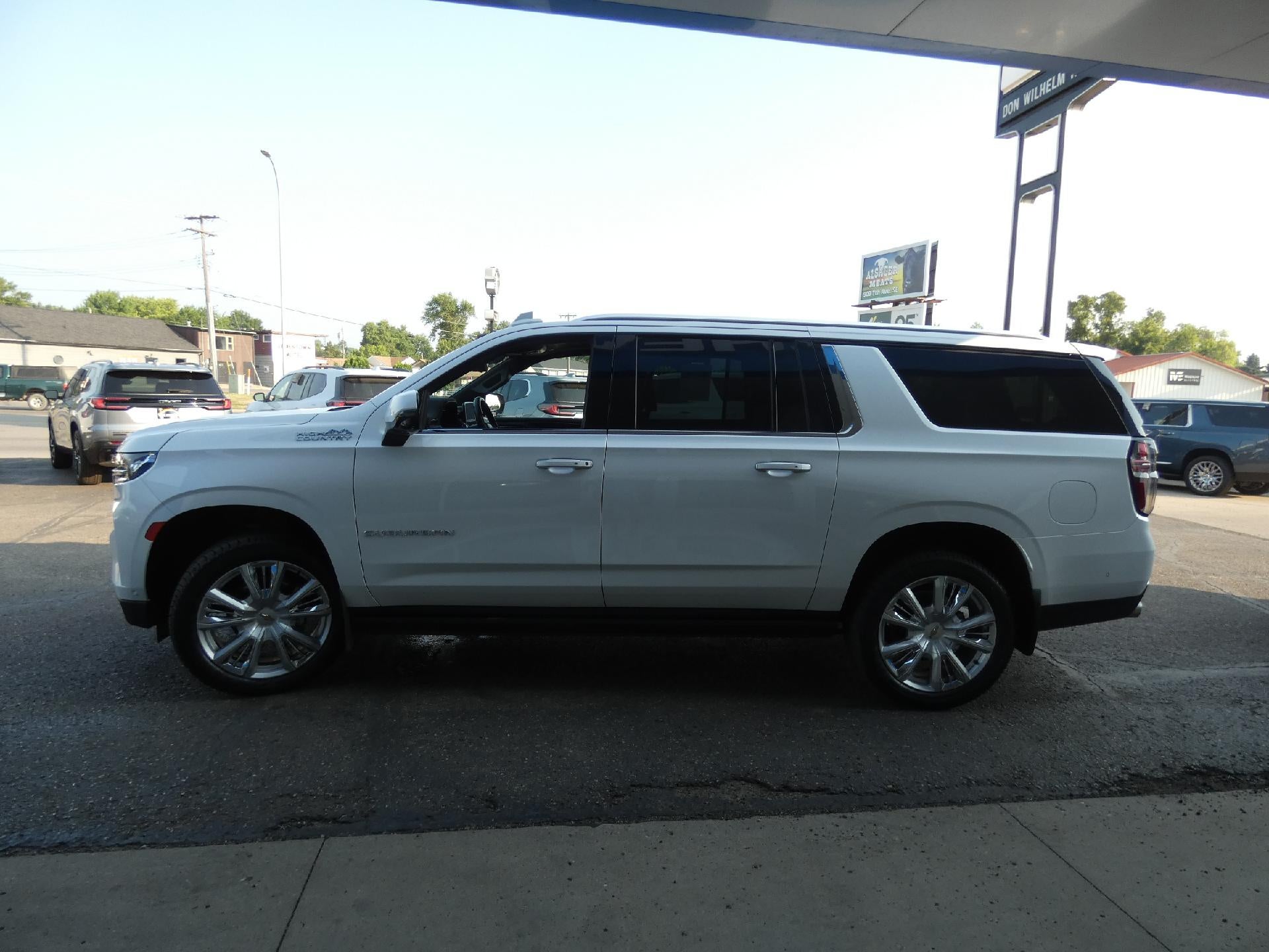 2024 Chevrolet Suburban High Country