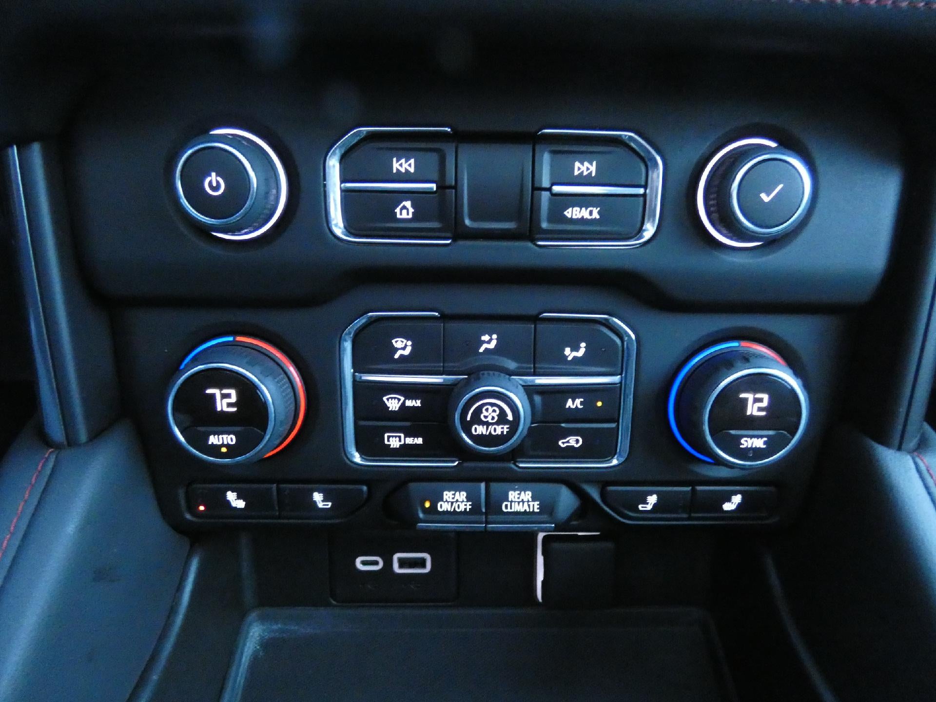 2021 Chevrolet Tahoe RST