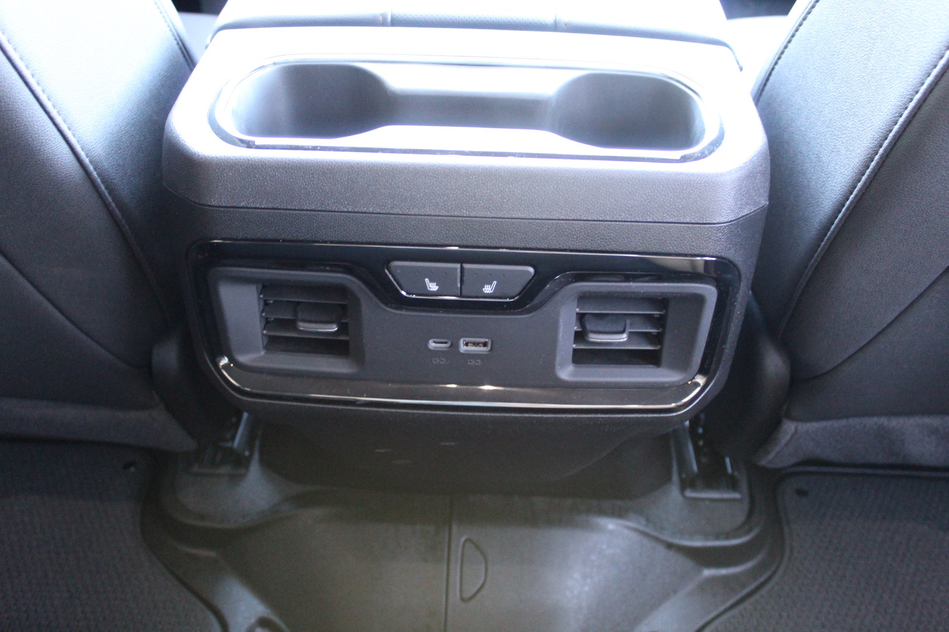 2024 GMC Sierra 3500 HD AT4
