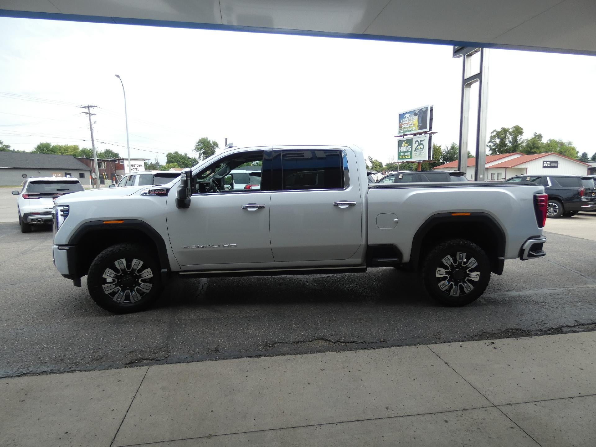 2024 GMC Sierra 3500 HD Denali