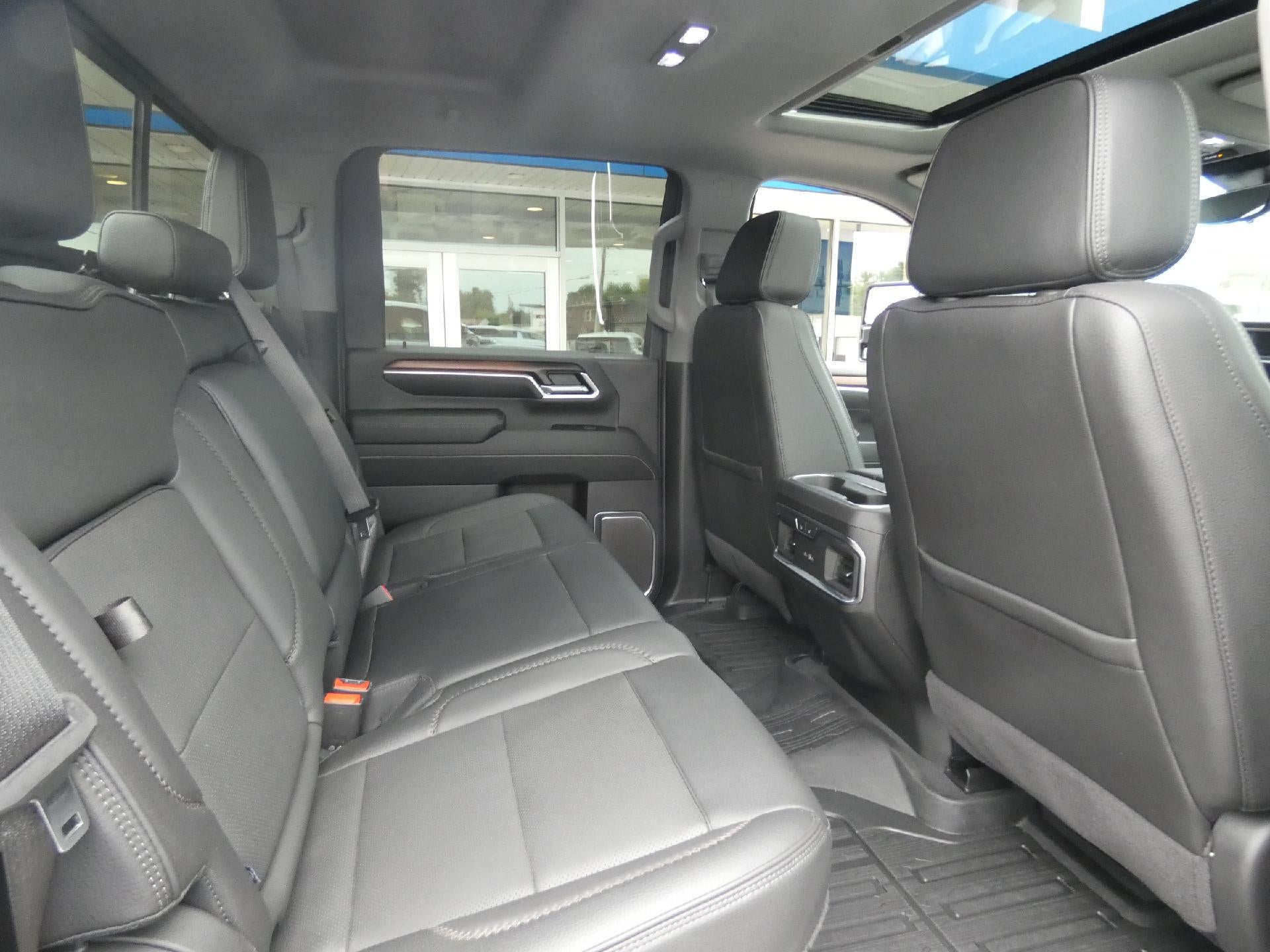 2024 GMC Sierra 3500 HD Denali