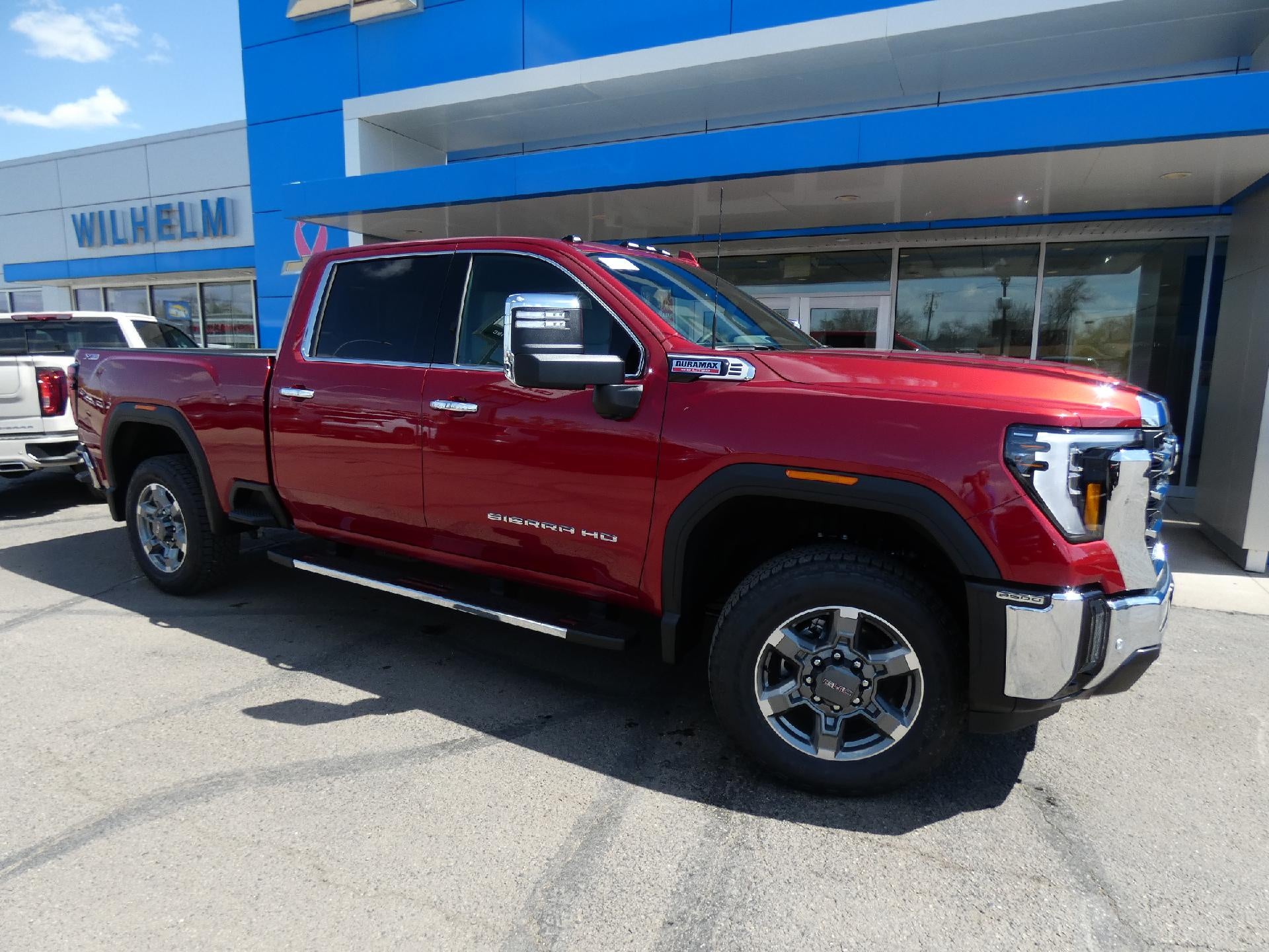 2026 GMC Sierra 4WD Crew Cab Standard Box SLT's photo
