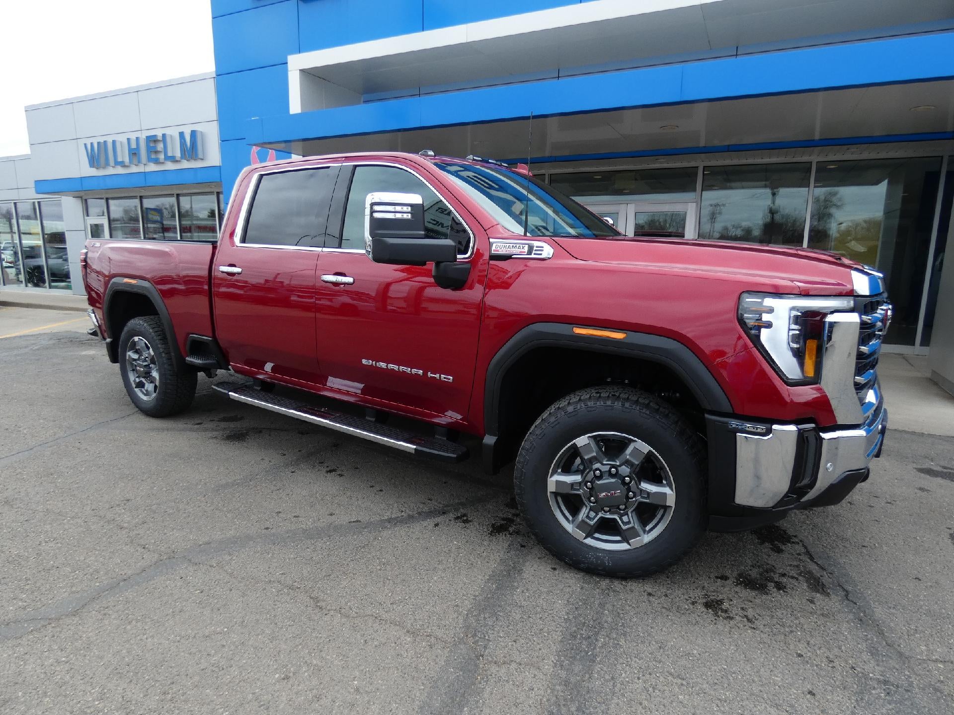 2026 GMC Sierra 4WD Crew Cab Standard Box SLT's photo