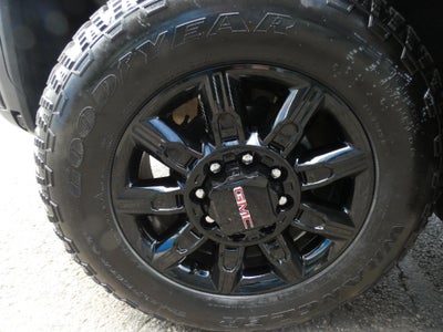 2025 GMC Sierra 2500 HD AT4