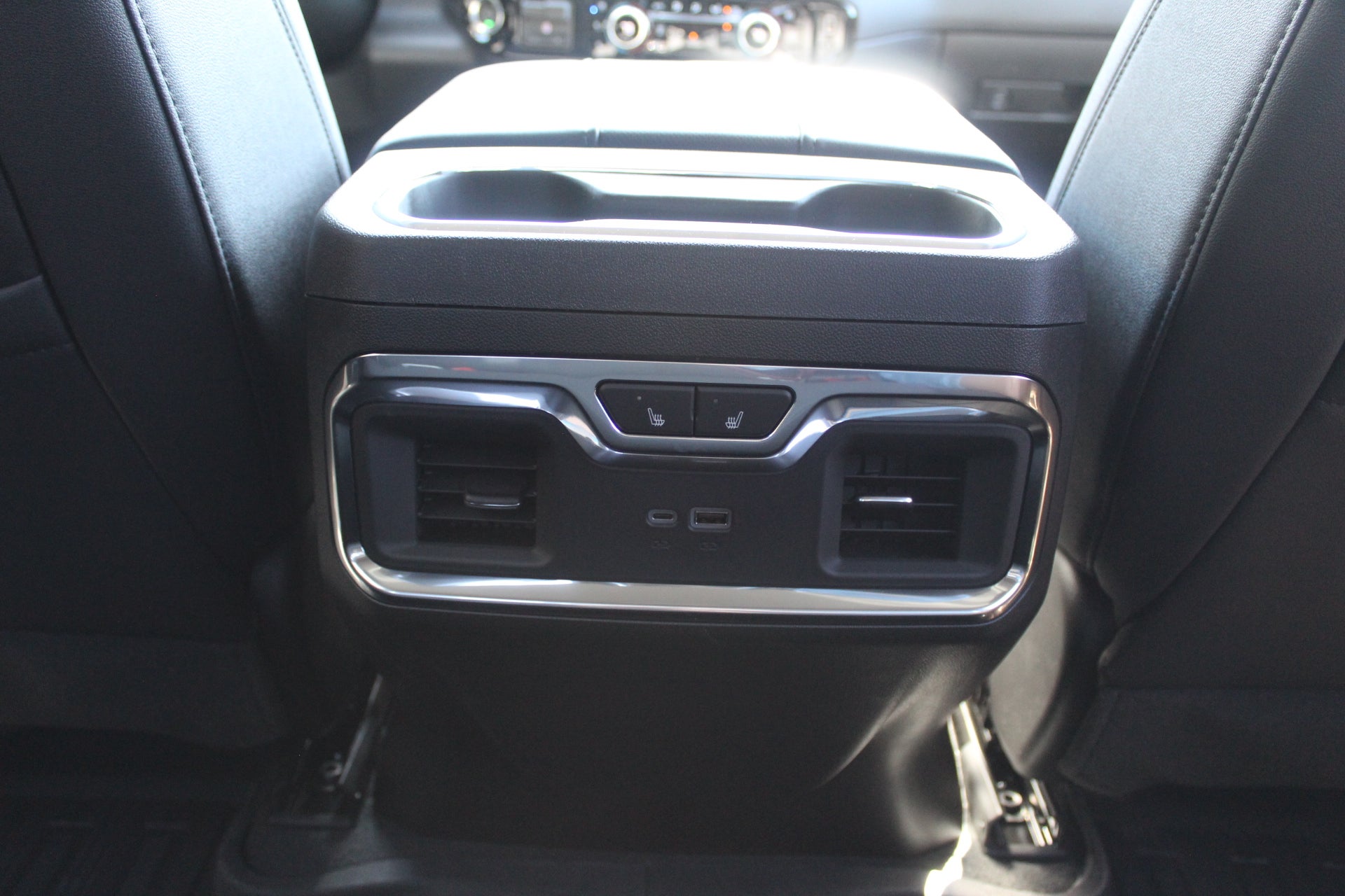 2026 GMC Sierra 3500HD SLT - Photo 16