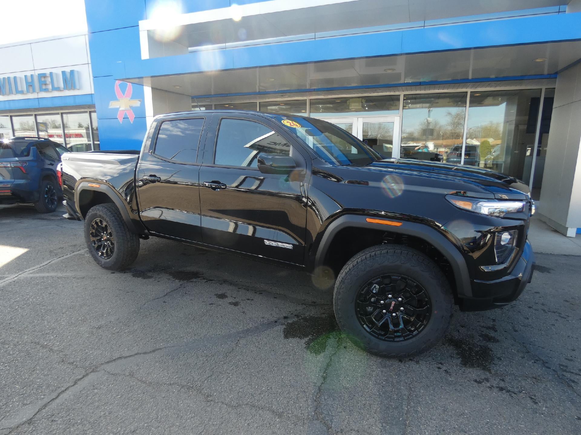 2026 GMC Canyon 4WD Elevation Crew Cab Short Box's photo