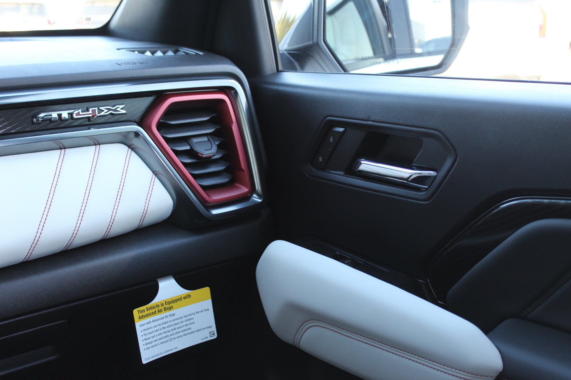2026 GMC Canyon AT4X