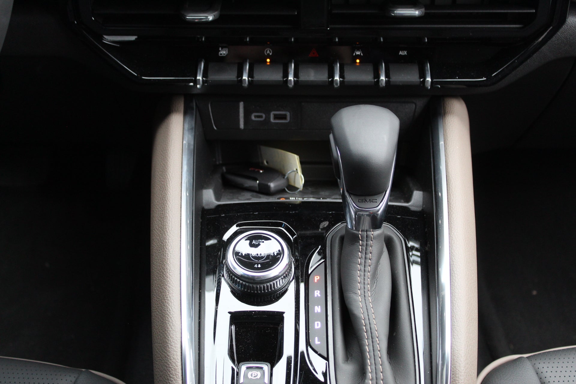 2026 GMC Canyon Denali - Photo 23