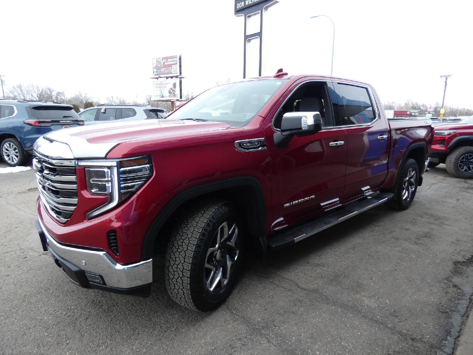 2023 GMC Sierra 1500 SLT