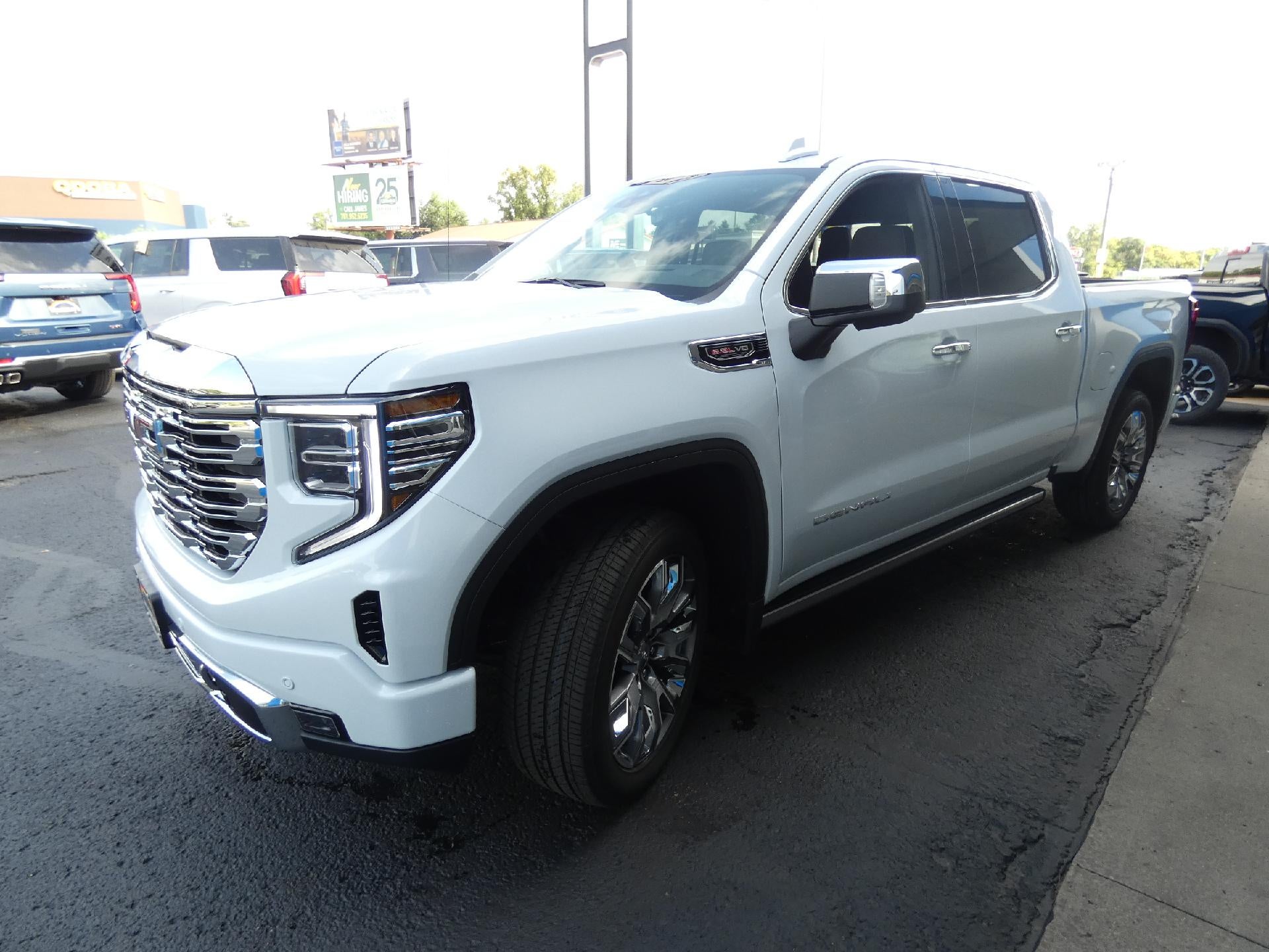 2026 GMC Sierra 1500 Denali - Photo 6