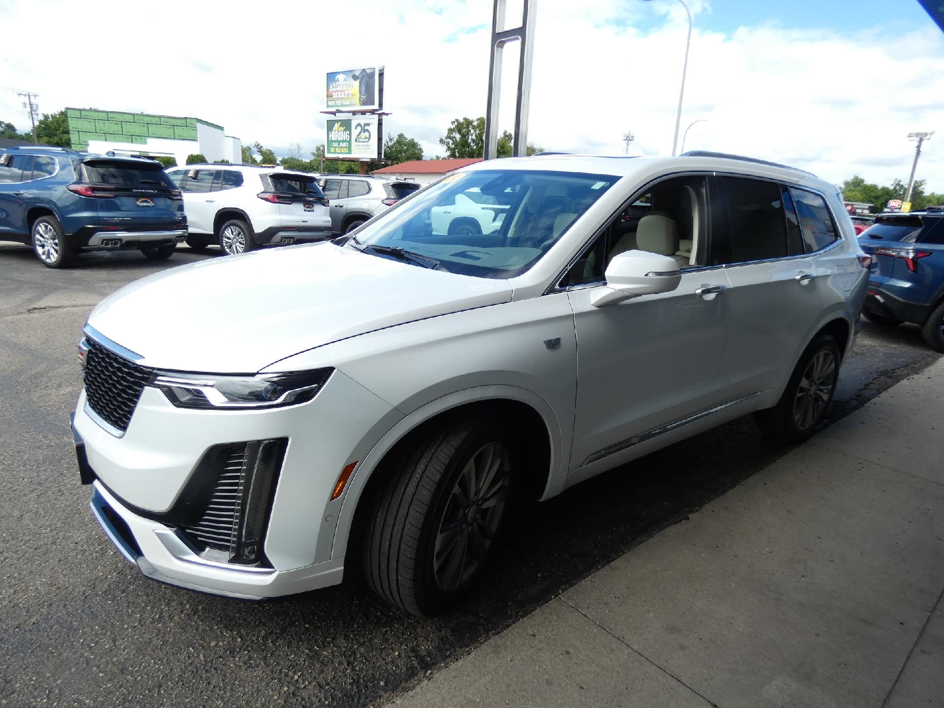 2024 Cadillac XT6 Premium Luxury