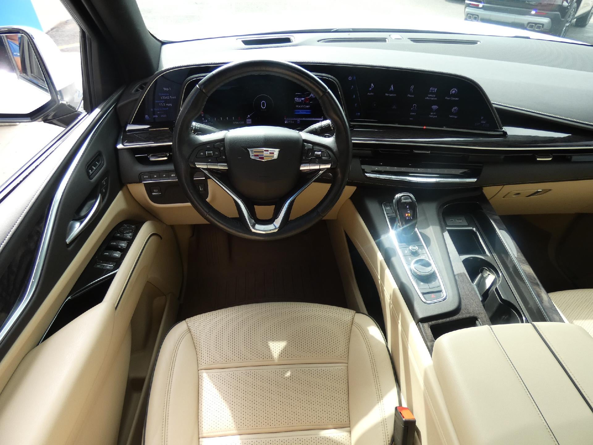 2022 Cadillac Escalade Premium Luxury