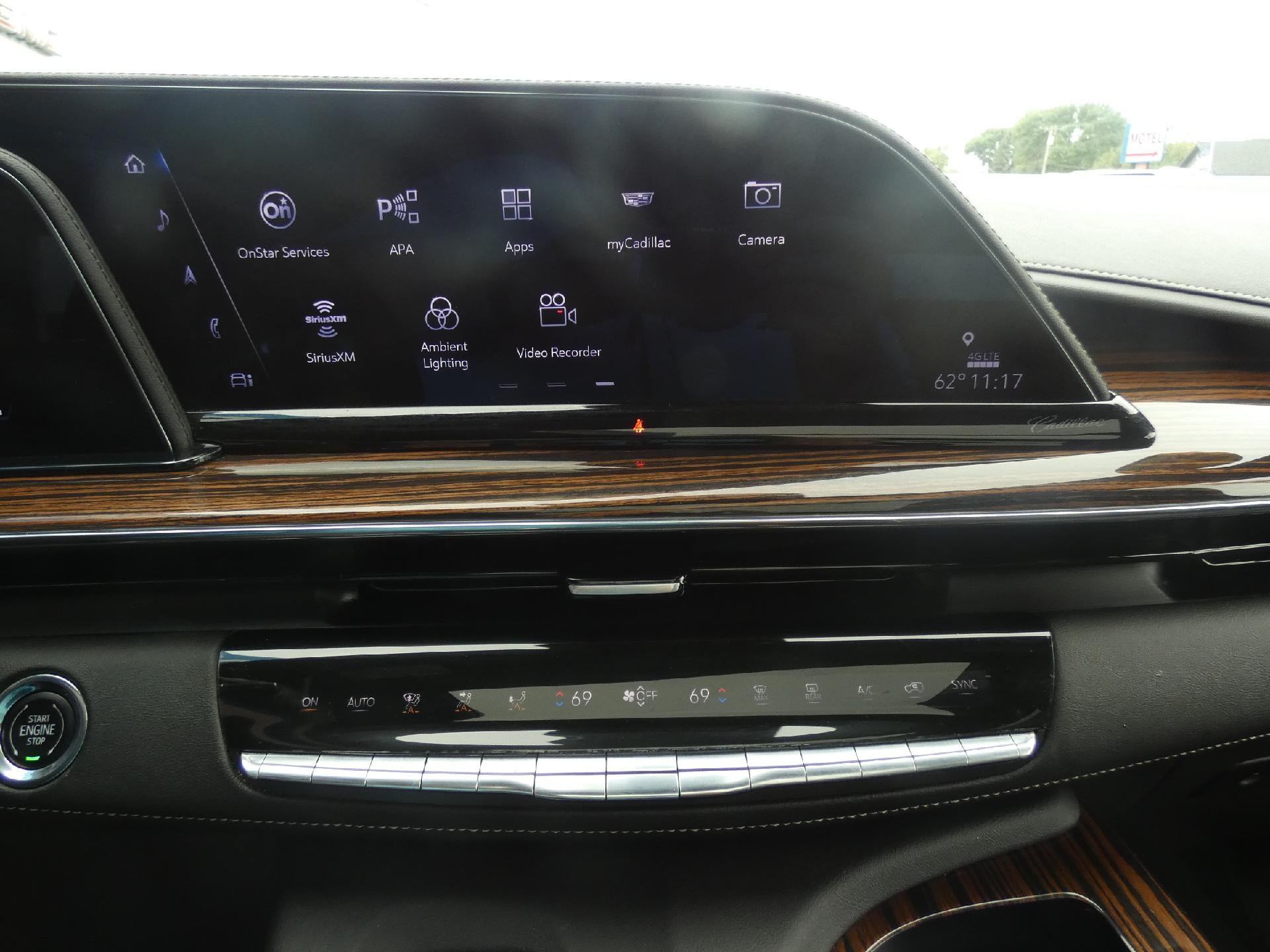 2023 Cadillac Escalade 4WD Premium Luxury