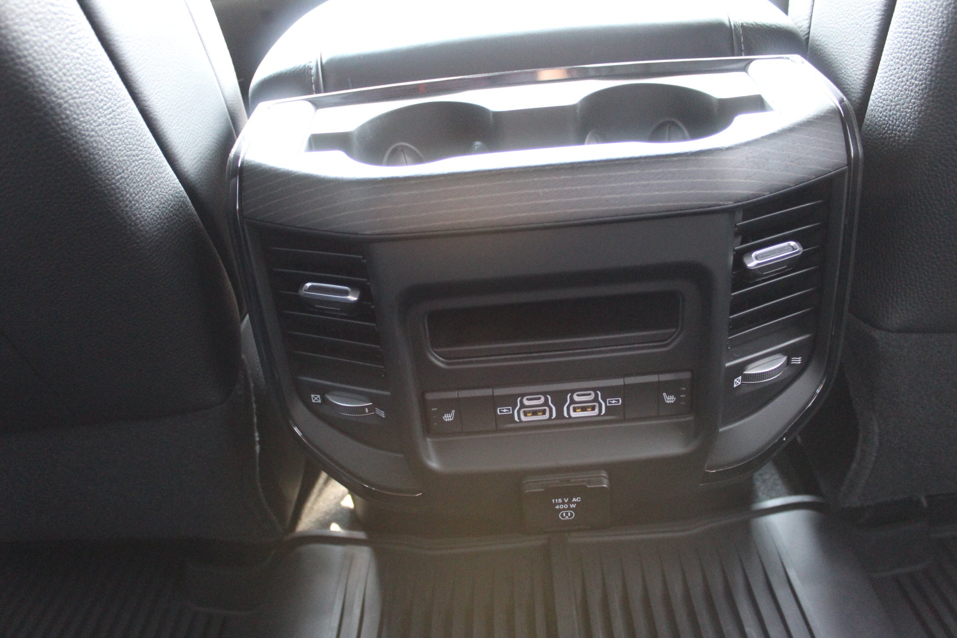 2023 RAM 2500 Limited Crew Cab 4x4 6'4" Box