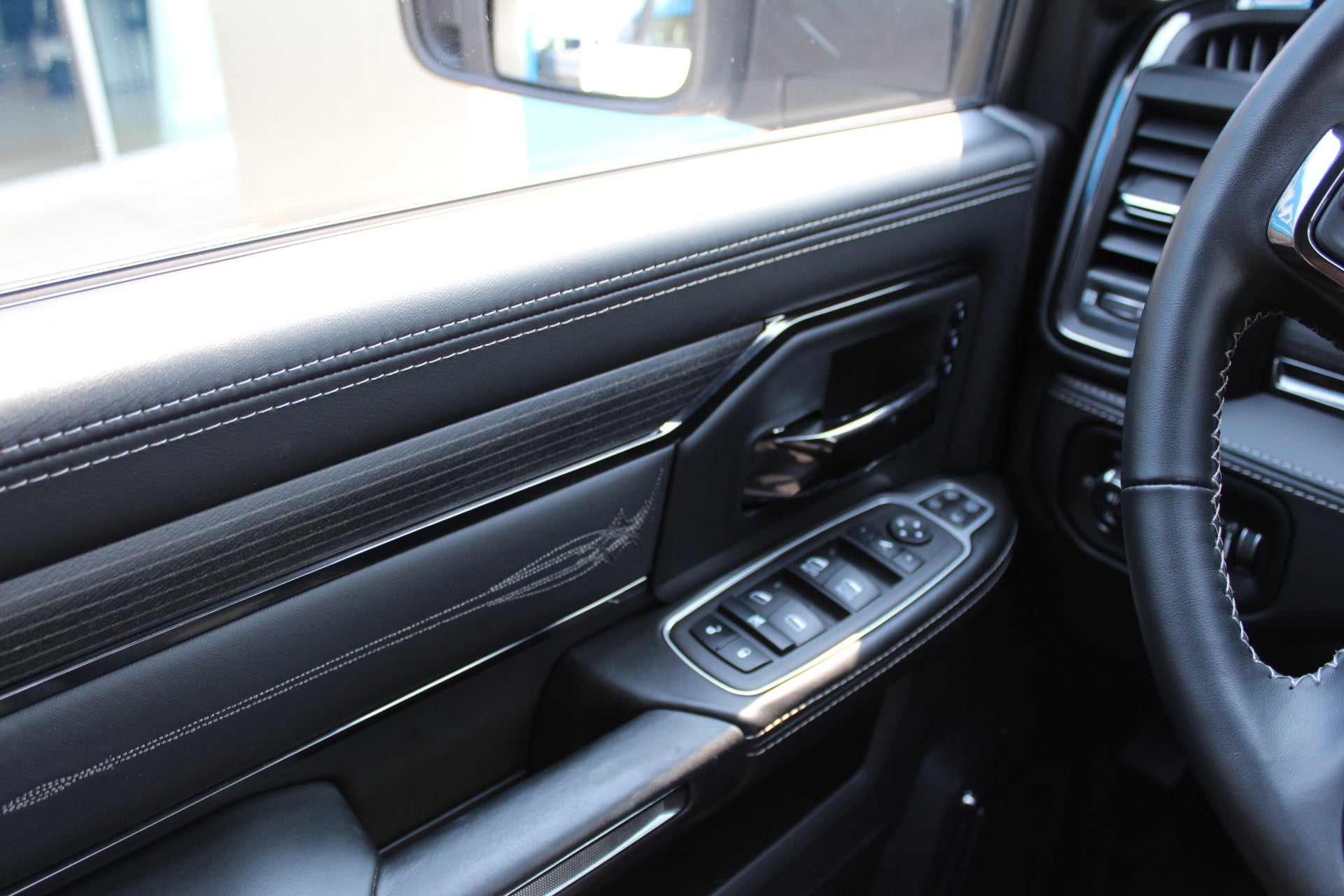 2023 RAM 2500 Limited Crew Cab 4x4 6'4" Box