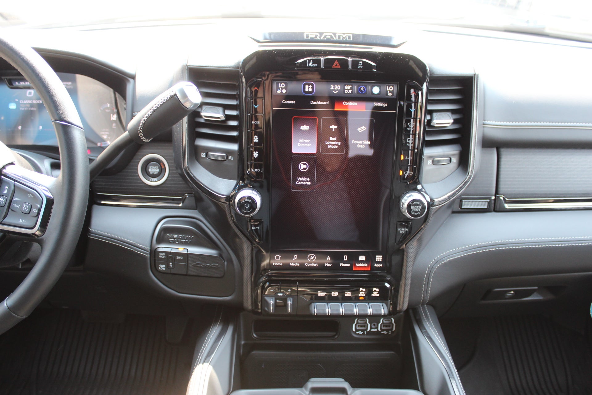 2023 RAM 2500 Limited Crew Cab 4x4 6'4" Box