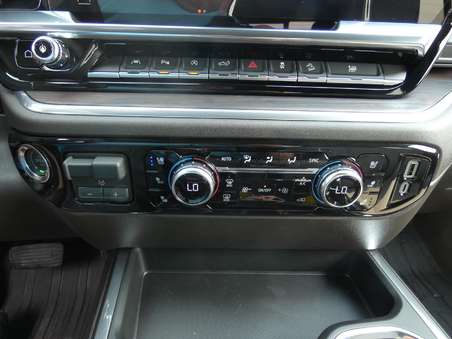 2026 GMC Sierra 1500 SLT - Photo 23