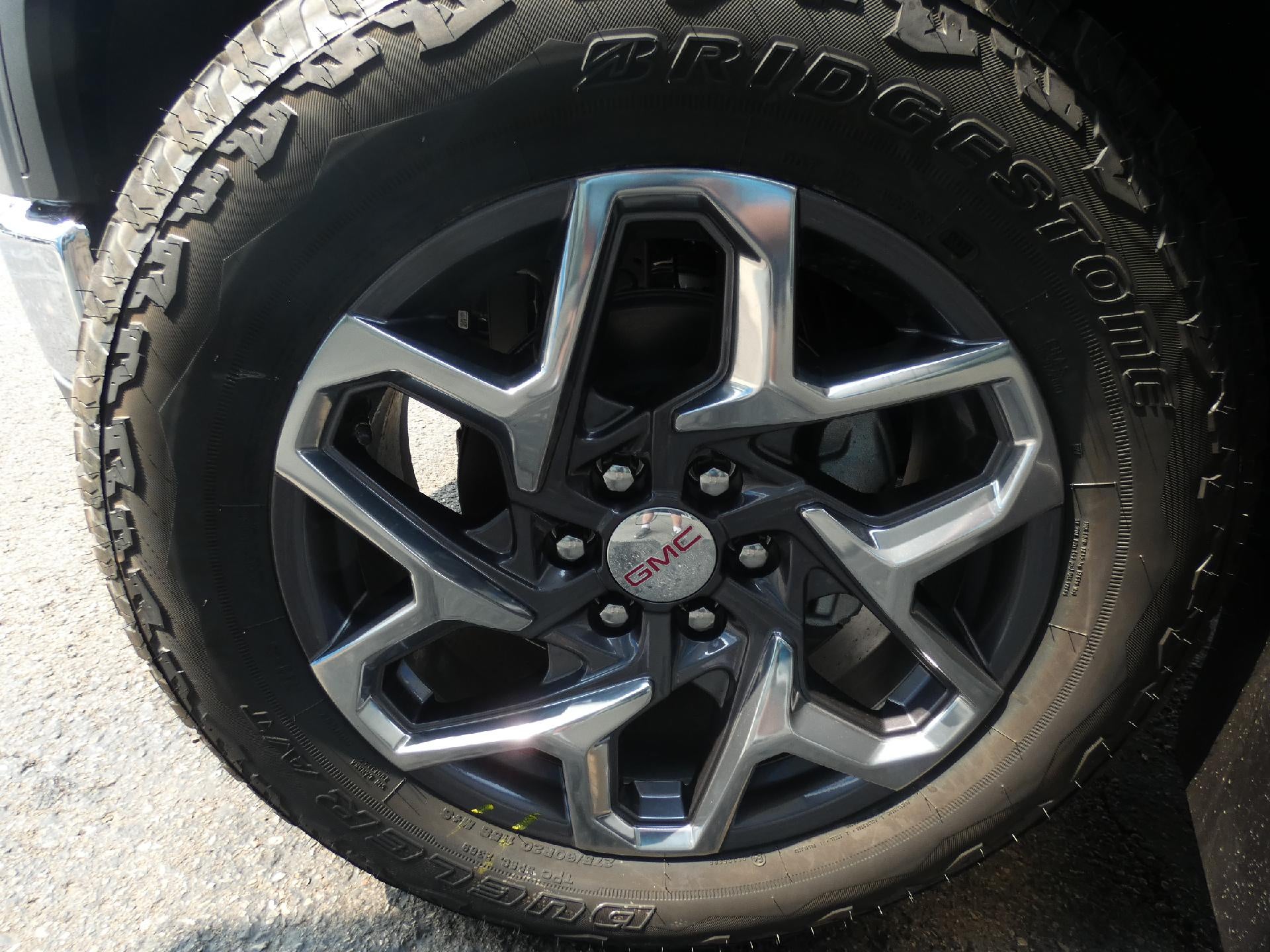2026 GMC Sierra 1500 SLT - Photo 8