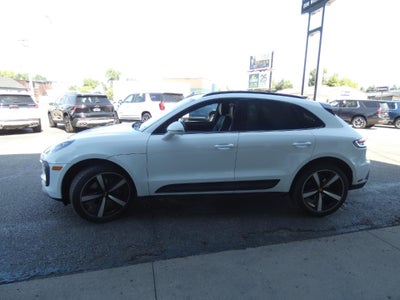 2023 Porsche Macan T
